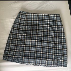 plaid skirt
